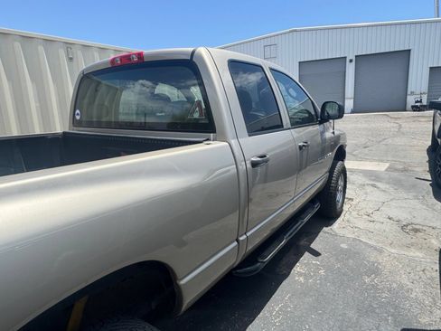 Used 2005 Dodge Ram 2500 Truck ST AWD/4WD image 6