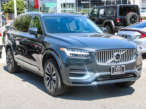 Used 2022 Volvo XC90 T8 Inscription Expression w/ Advanced Package image 3