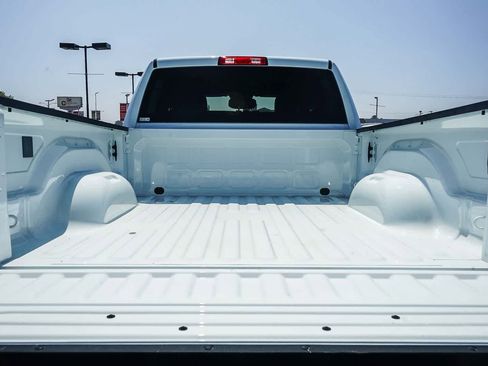 Used 2024 RAM 3500 Tradesman w/ Chrome Appearance Group AWD/4WD image 19