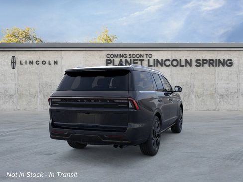 New 2026 Lincoln Navigator Reserve AWD/4WD image 8