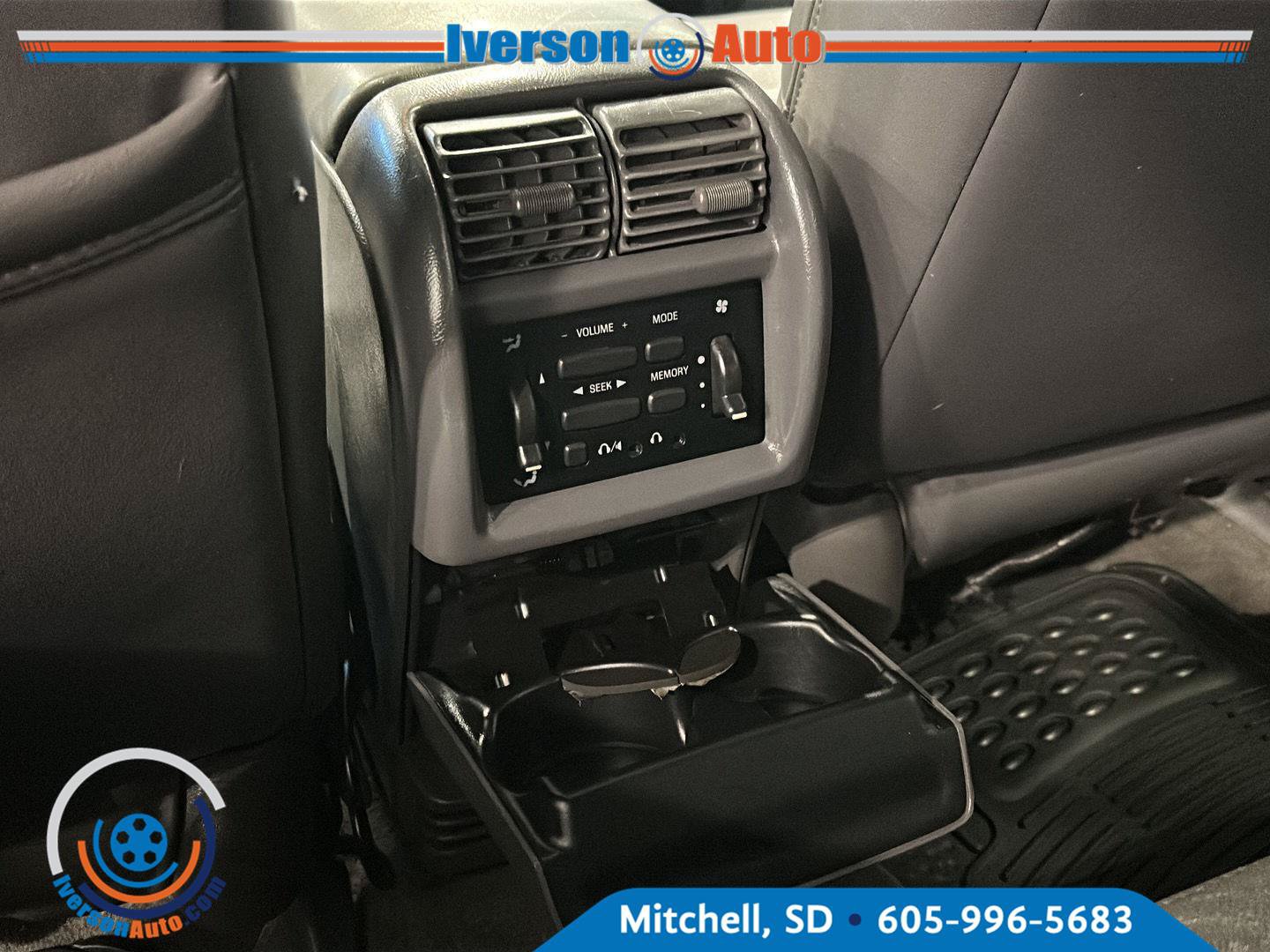 Used 2000 Ford Explorer Limited AWD/4WD image 28