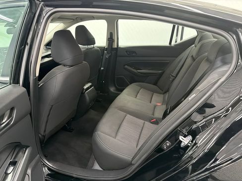 Used 2023 Nissan Altima 2.5 SV w/ SV Premium Package image 20