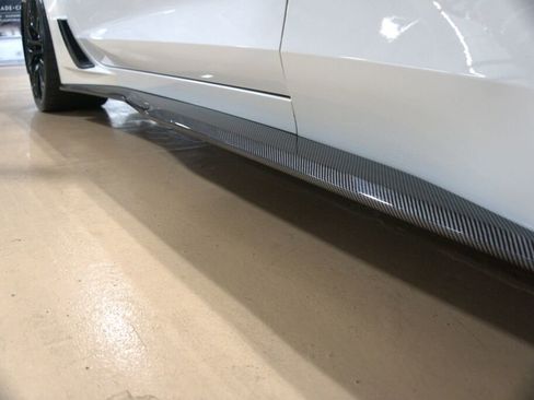 Used 2015 Chevrolet Corvette Z06 w/ 3LZ Preferred Equipment Group image 29