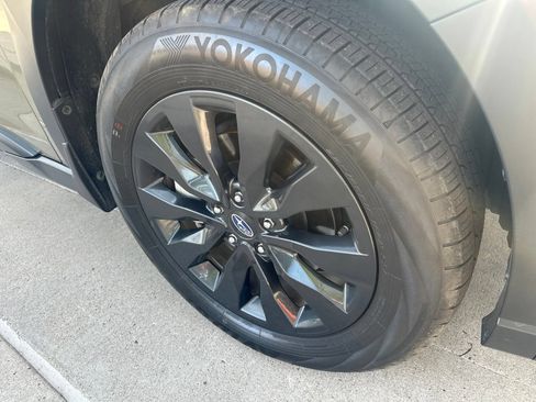 Used 2025 Subaru Outback Onyx Edition XT AWD/4WD image 12