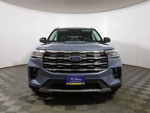 Certified 2025 Ford Explorer Active w/ Active Comfort Package image 3
