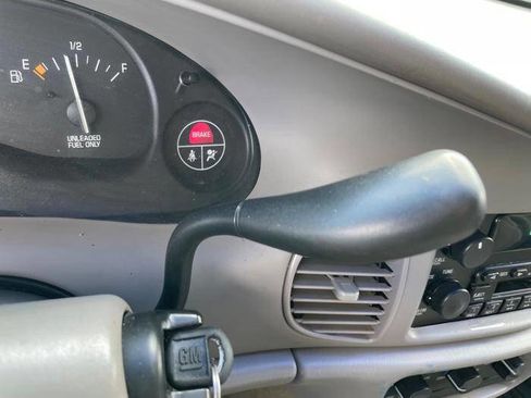 Used 1998 Buick Century Custom FWD image 36