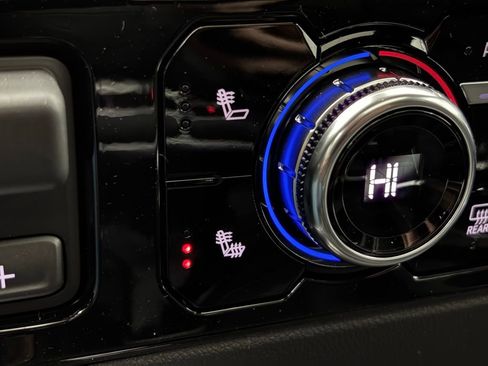 New 2026 GMC Sierra 1500 Elevation w/ Elevation Premium Package image 5