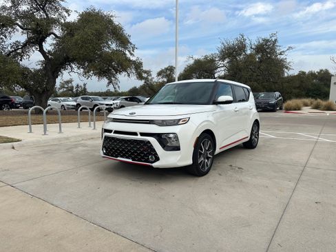 Used 2021 Kia Soul GT-Line image 2