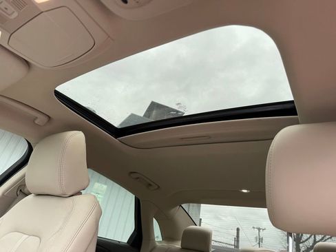 Used 2020 Lincoln MKZ Reserve w/ Elements Package image 14