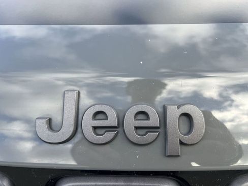 Used 2020 Jeep Compass Trailhawk image 31