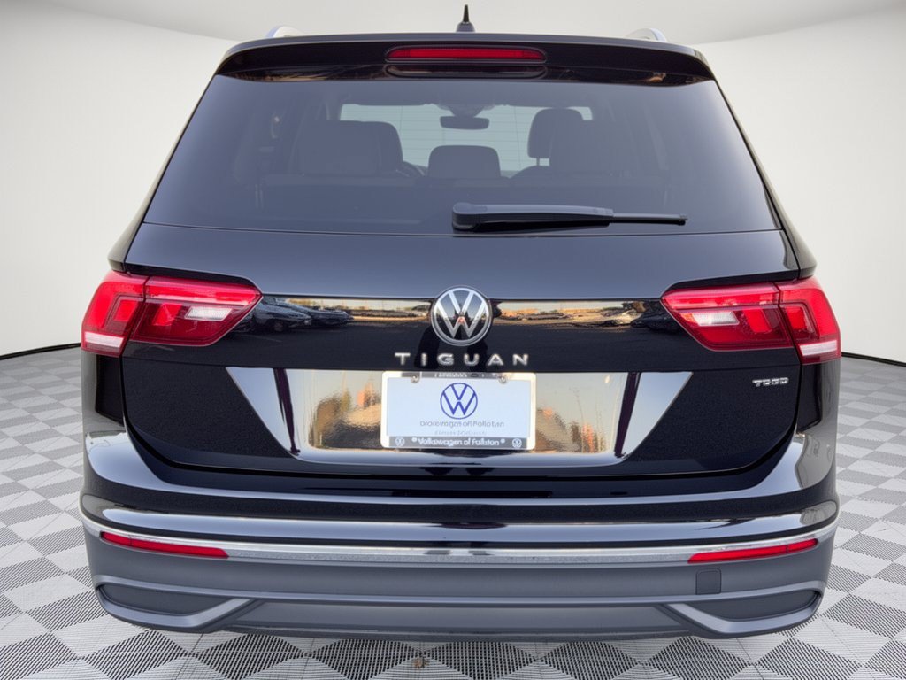 Certified 2024 Volkswagen Tiguan S AWD/4WD image 11