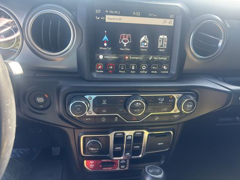 Used 2021 Jeep Wrangler Unlimited Rubicon AWD/4WD image 17