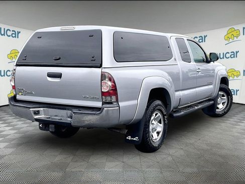 Used 2012 Toyota Tacoma 4x4 Access Cab V6 w/ SR5 Pkg image 6