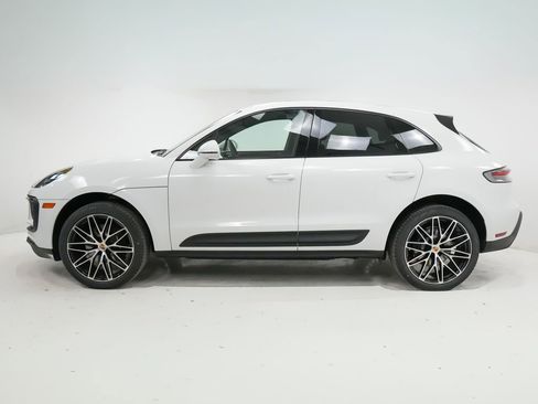 New 2026 Porsche Macan AWD/4WD image 2
