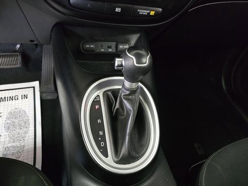 Used 2014 Kia Soul image 19