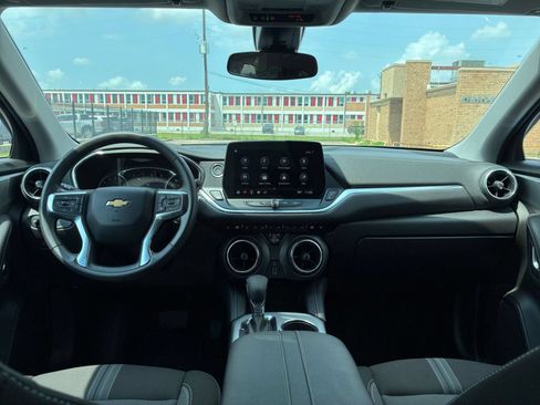 Used 2026 Chevrolet Blazer LT FWD image 29
