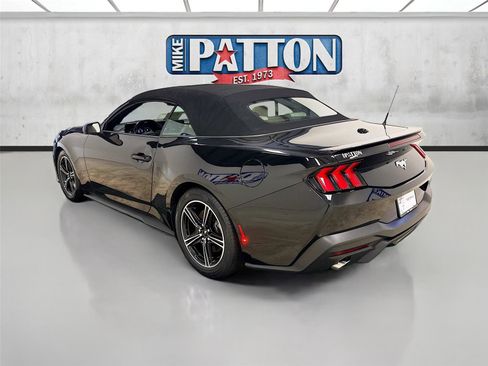 Used 2024 Ford Mustang Premium image 5