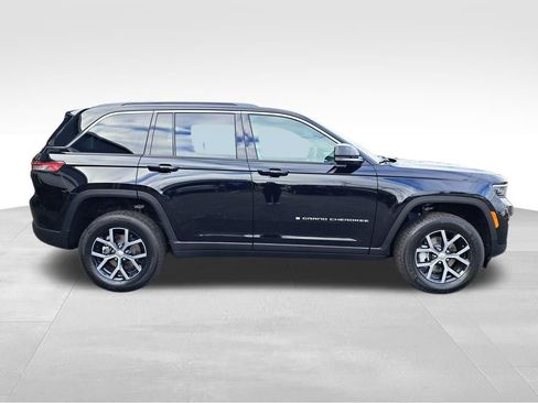 New 2025 Jeep Grand Cherokee Limited AWD/4WD image 7