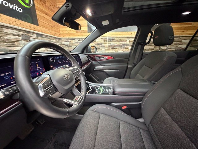 Used 2024 Chevrolet Traverse Z71 AWD/4WD image 13