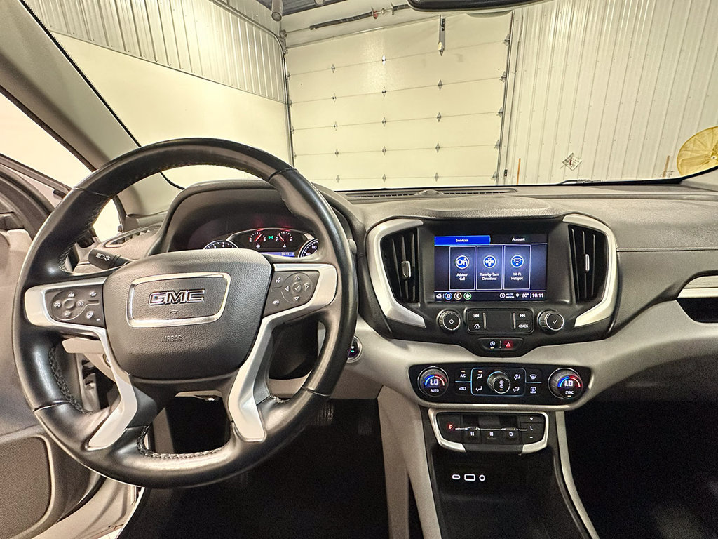 Used 2023 GMC Terrain SLT AWD/4WD image 40