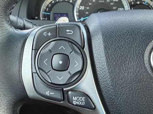 Used 2014 Toyota Camry SE FWD image 15