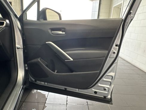 Used 2025 Toyota Corolla Cross AWD Hybrid w/ Convenience Package image 55