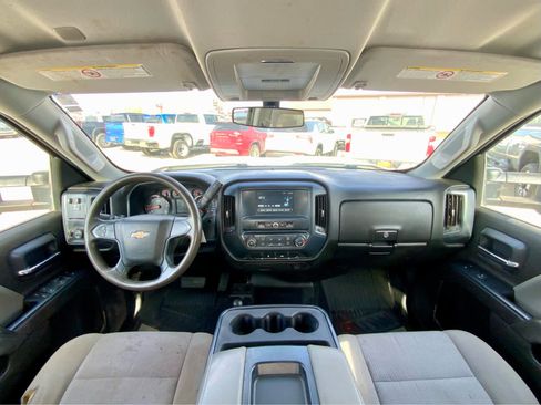Used 2018 Chevrolet Silverado 2500 W/T image 28