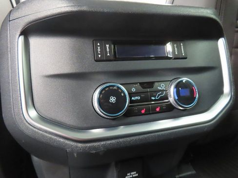 Used 2025 Ford Expedition Max Platinum w/ Platinum Ultimate Package image 11