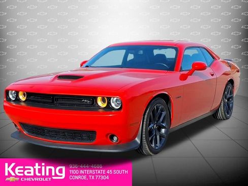 Used 2022 Dodge Challenger R/T w/ Plus Package RWD image 2
