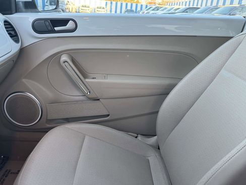 Used 2015 Volkswagen Beetle 1.8T image 17
