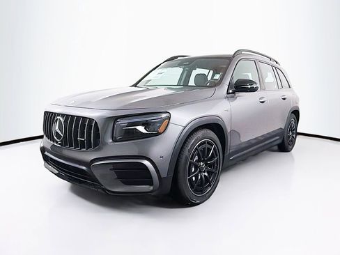 Used 2026 Mercedes-Benz GLB 35 AMG 4MATIC image 3