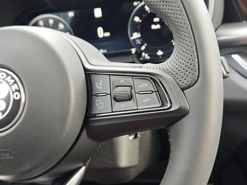 New 2025 Alfa Romeo Stelvio Sprint image 33