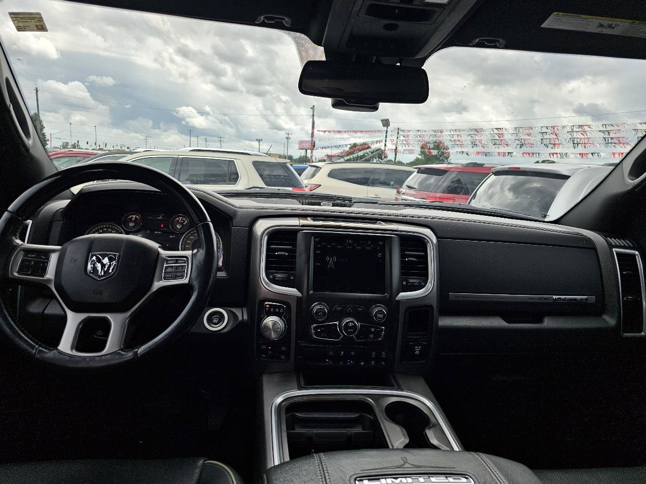Used 2018 RAM 1500 Limited AWD/4WD image 3