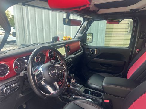Used 2021 Jeep Wrangler Unlimited Rubicon AWD/4WD image 6
