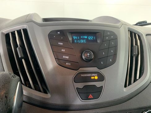 Used 2018 Ford Transit 150 130 Medium Roof image 27