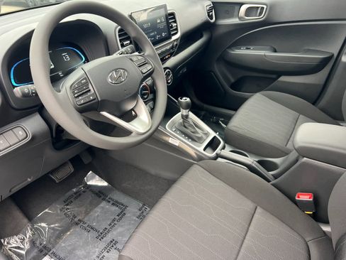 New 2026 Hyundai Venue SE image 11
