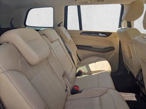 Used 2019 Mercedes-Benz GLS 450 4MATIC image 21