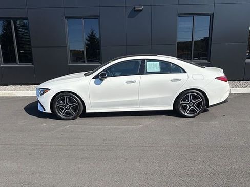 Used 2024 Mercedes-Benz CLA 250 4MATIC image 2