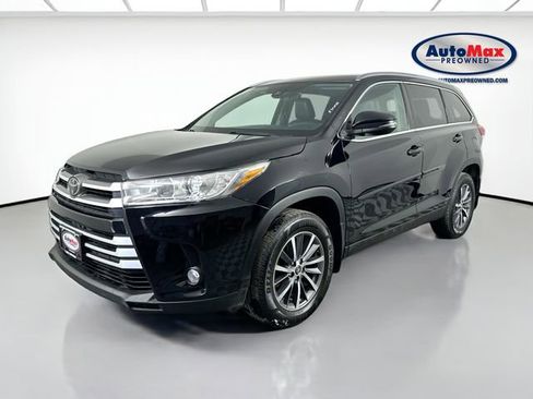 Used 2019 Toyota Highlander XLE w/ Protection Package #3 image 5
