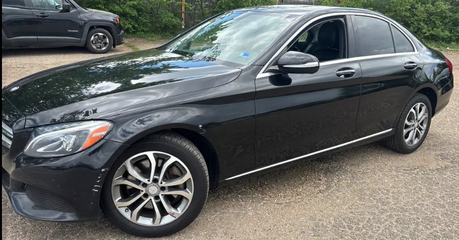 Used 2015 Mercedes-Benz C 300 4MATIC Sedan w/ Multimedia Package image 1