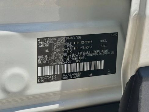 Used 2022 Toyota RAV4 Limited AWD/4WD image 43