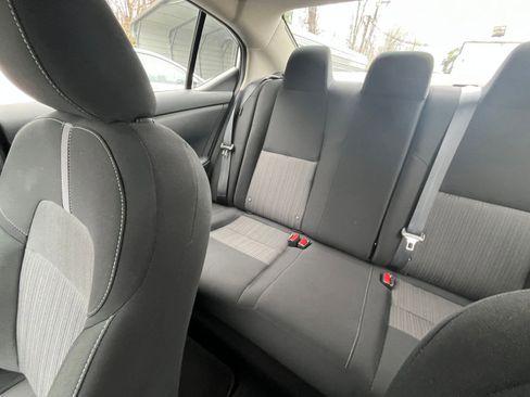 Used 2025 Nissan Sentra SV image 34