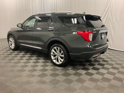 Used 2023 Ford Explorer Platinum w/ Technology Package AWD/4WD image 4