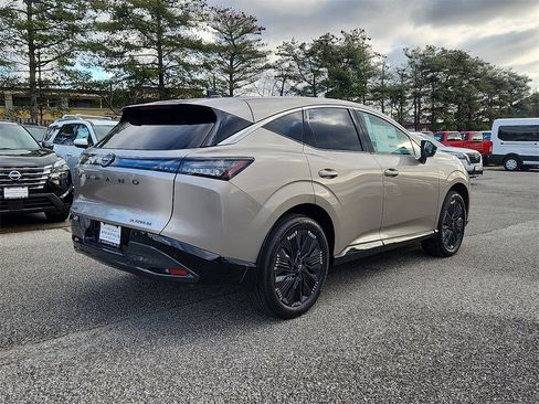 New 2026 Nissan Murano Platinum image 4