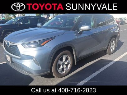 Used 2024 Toyota Highlander LE