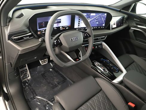 New 2026 Audi SQ5 Premium Plus AWD/4WD image 15