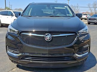 Used 2021 Buick Enclave Essence w/ Sport Touring Edition video 2