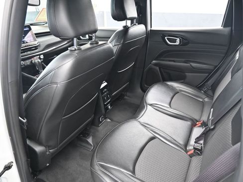 Used 2023 Jeep Compass Altitude image 33