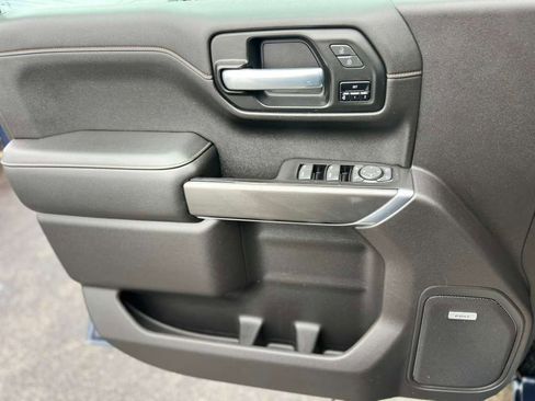 Used 2020 GMC Sierra 1500 AT4 w/ AT4 Premium Package image 11