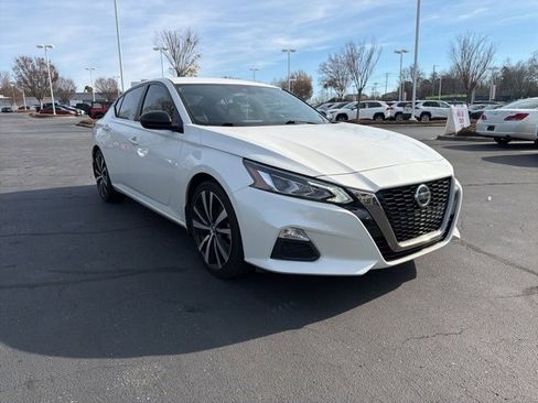 Used 2020 Nissan Altima 2.5 SR image 4